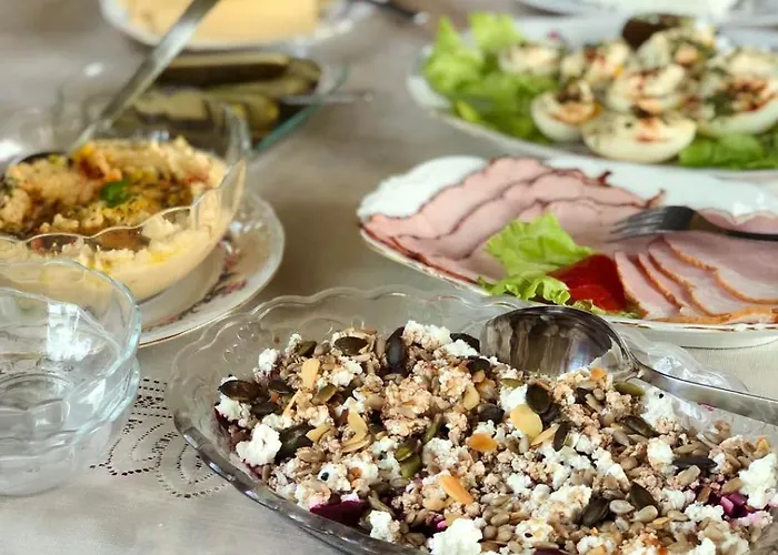 Séjour à la ferme Alpakarium, Hodowla Alpak & Stara Kornica